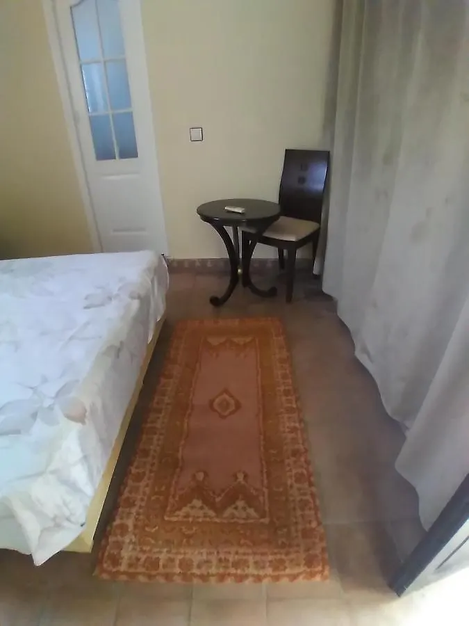 Riad 9 Derb El Bousnne 马拉喀什