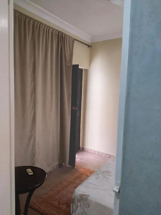 Riad 9 Derb El Bousnne 马拉喀什