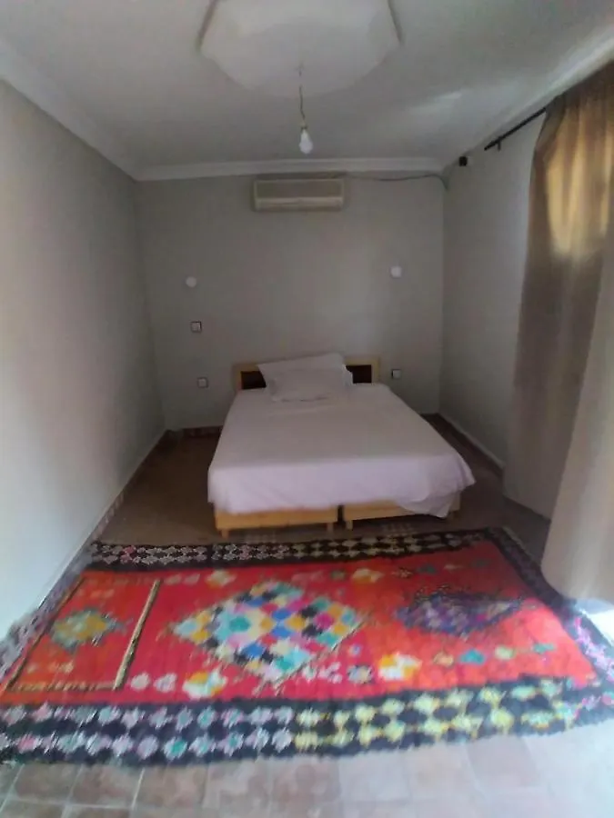 Riad 9 Derb El Bousnne 马拉喀什